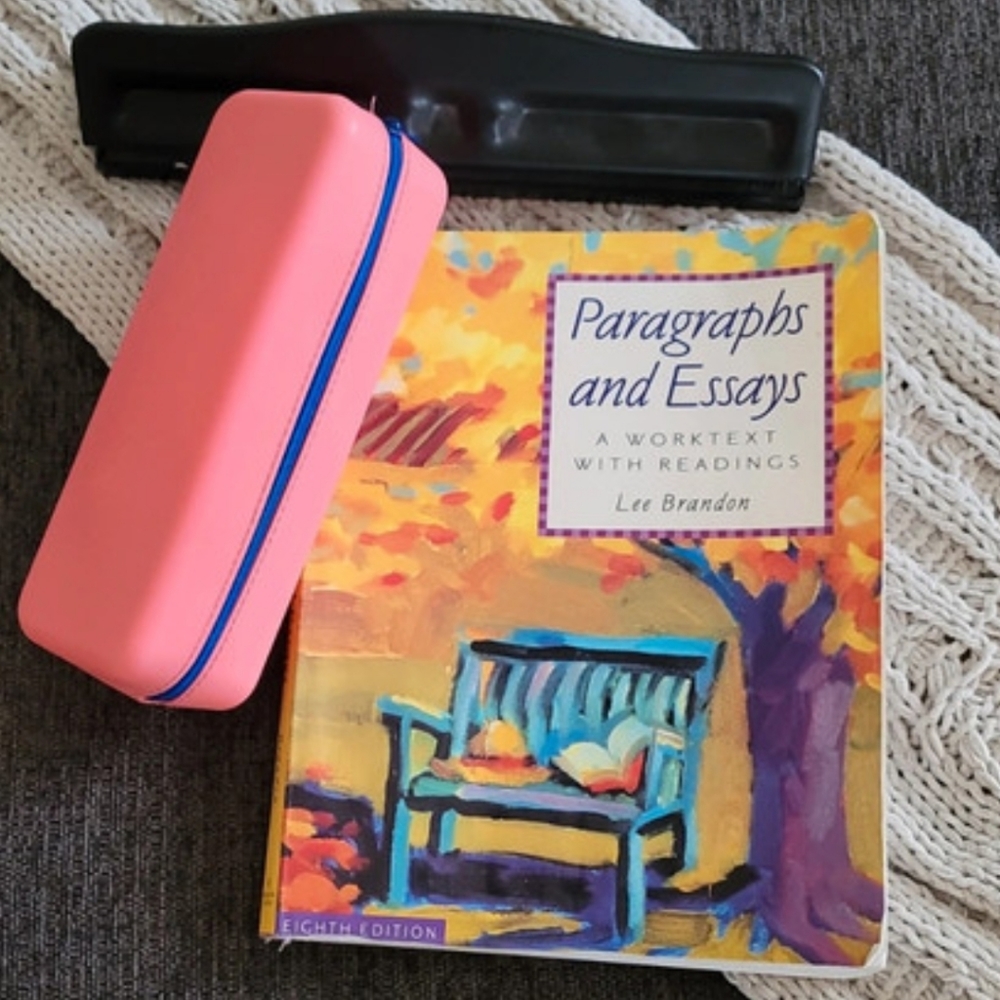 Paragraphs and Essays A Worktext With Readings